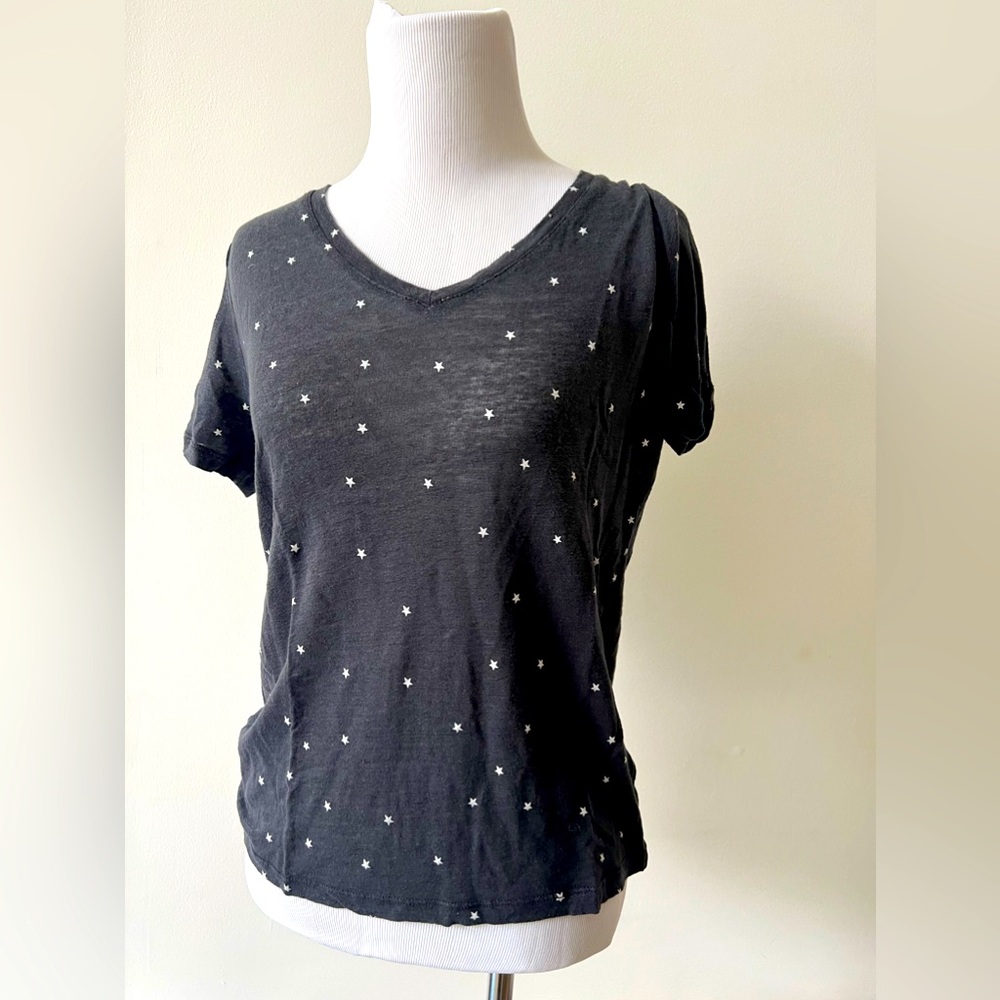 Rails Black Cara
Twinkle V-Neck T-
Shirt - Small